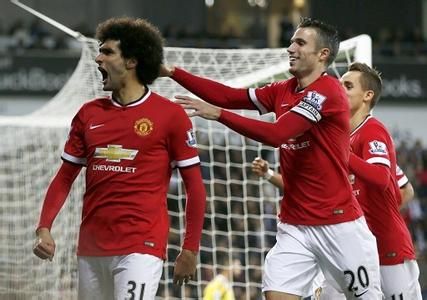 均表现出惊 均表现出惊